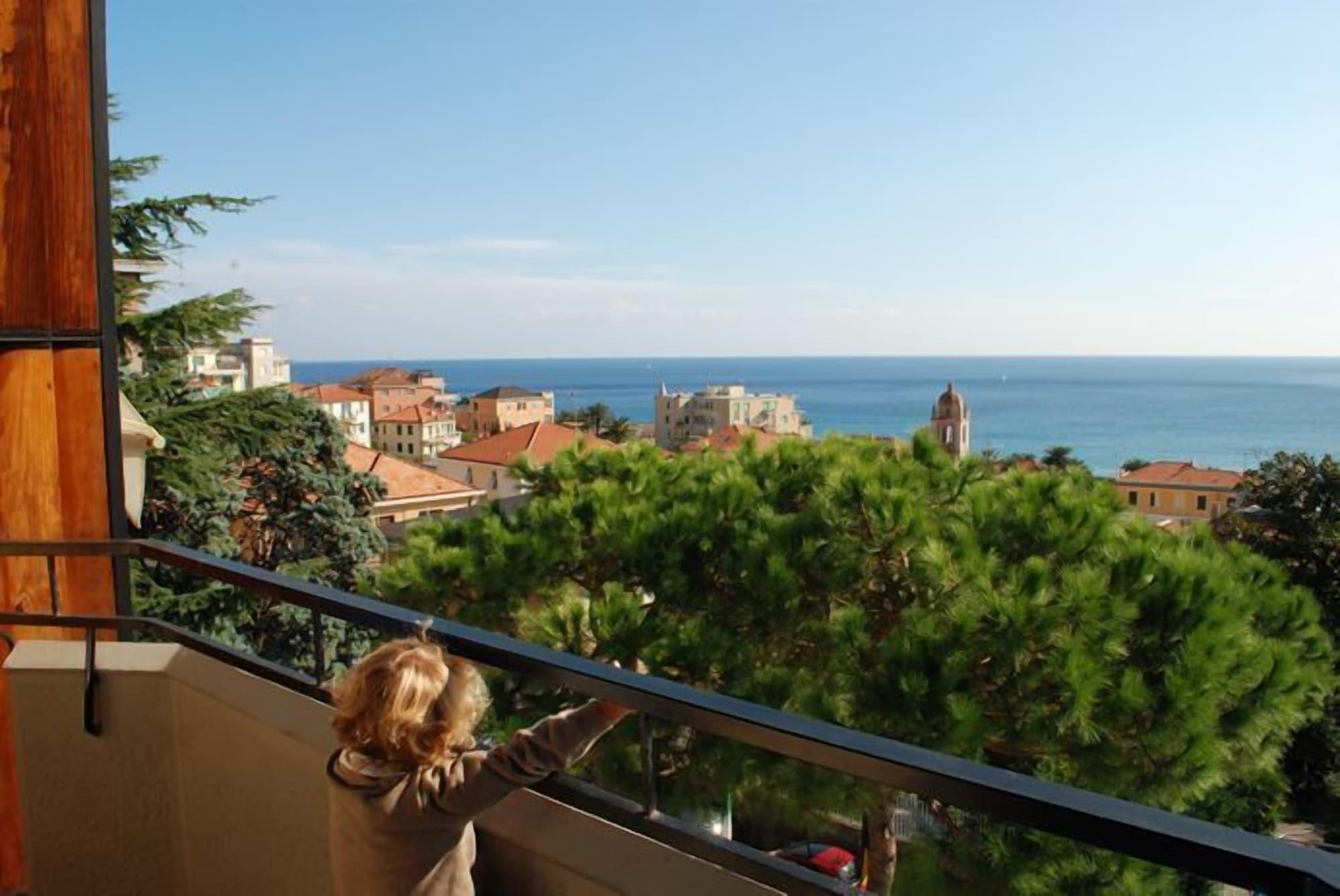 Hotel Palace Varazze Extérieur photo