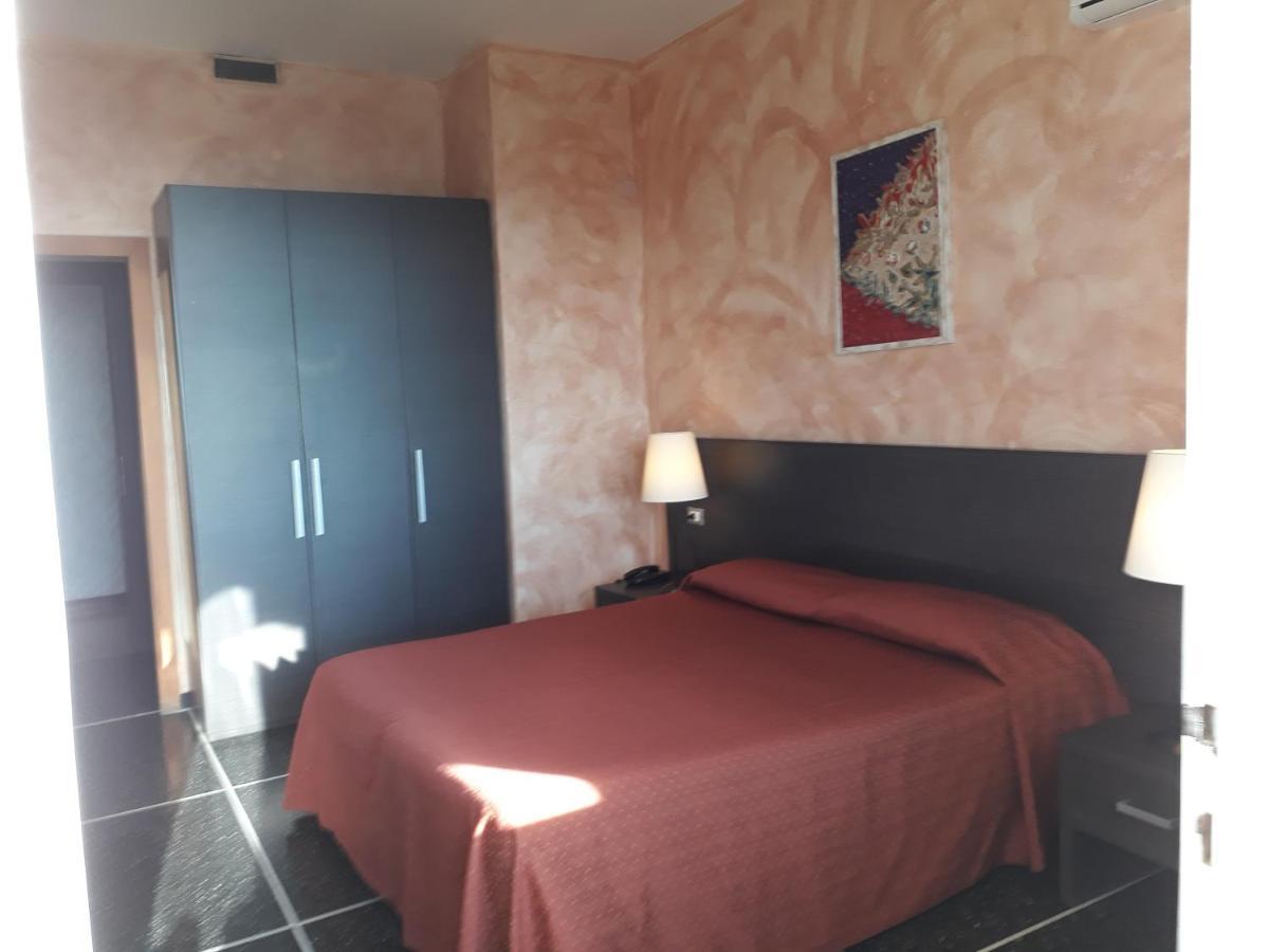 Hotel Palace Varazze Extérieur photo