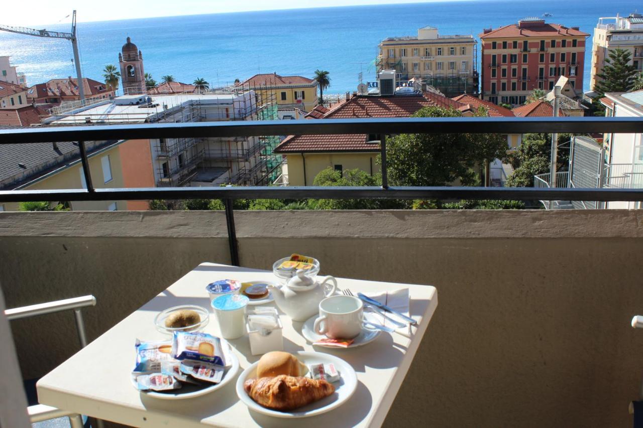 Hotel Palace Varazze Extérieur photo