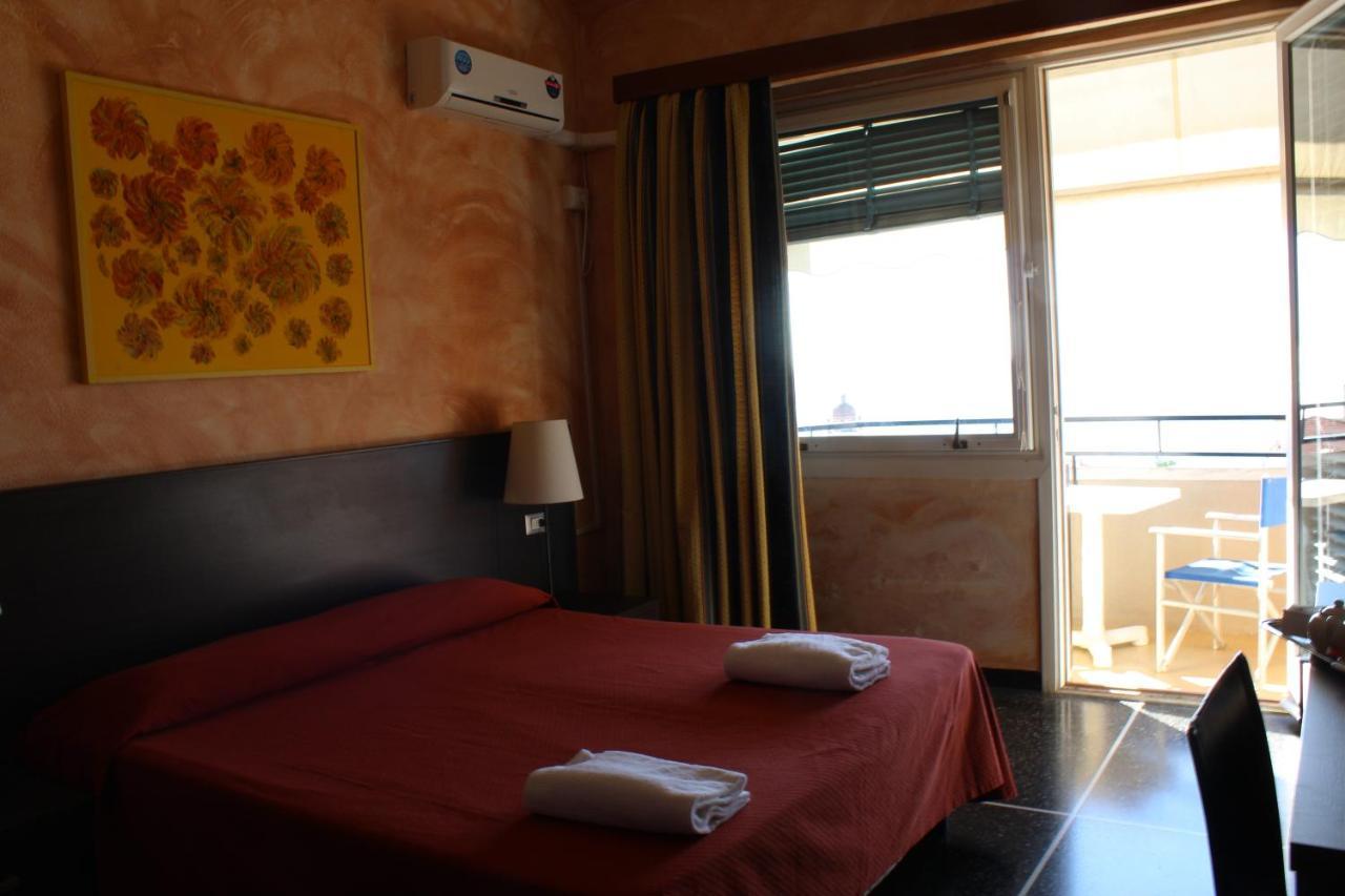 Hotel Palace Varazze Extérieur photo